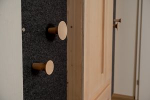 HOLZ-KOPP_moebelbau_schrank_trompetenhaken-5