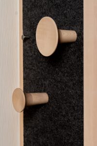 HOLZ-KOPP_moebelbau_schrank_trompetenhaken-7